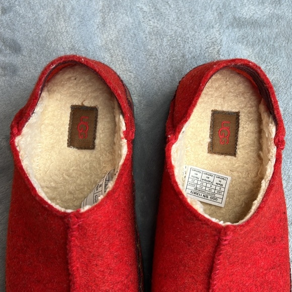 NWOB UGG Refelt Tasman Slip On Shoes Slippers #1130872 Red Size EU37 US6 - Picture 8 of 10